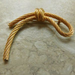 Christian Dior Brooch Gold metal